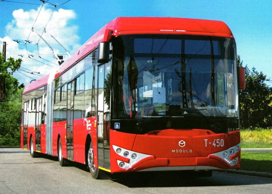 Elektromos- és CNG-meghajtású acélvázas Modulo buszok jöhetnek