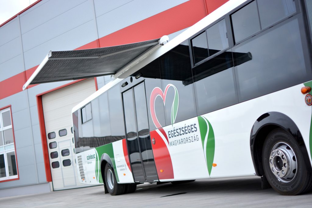 2017 11 13 Credo Econell Medic szűrőbusz 5 Kravtex Kühne Csoport 1