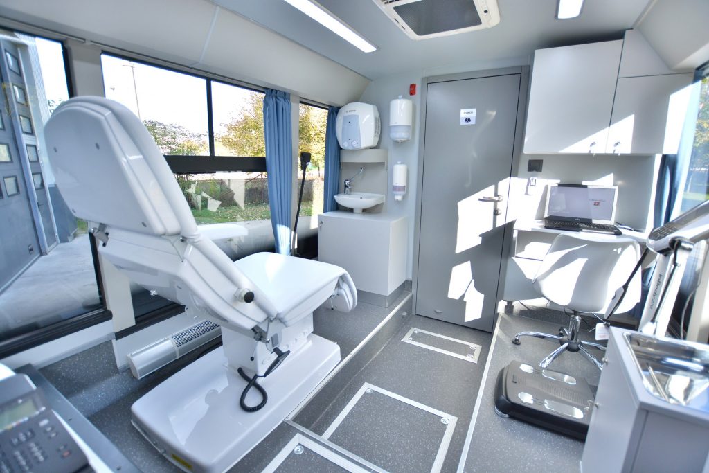 2017 11 13 Credo Econell Medic szűrőbusz 9 Kravtex Kühne Csoport 1