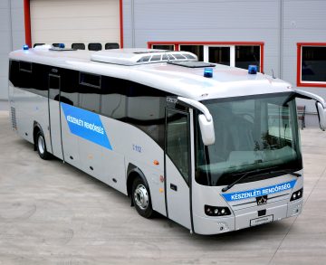 Ezüst nyilak – Credo Optinell 12 rendőrségi kivitel bemutató