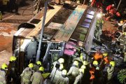 Tizenkilenc halálos áldozatot követelő buszbaleset történt Hongkongban