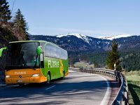 Tovább terjeszkedik a FlixBus: több magyar város is összeköttetésre kerül Szófiával