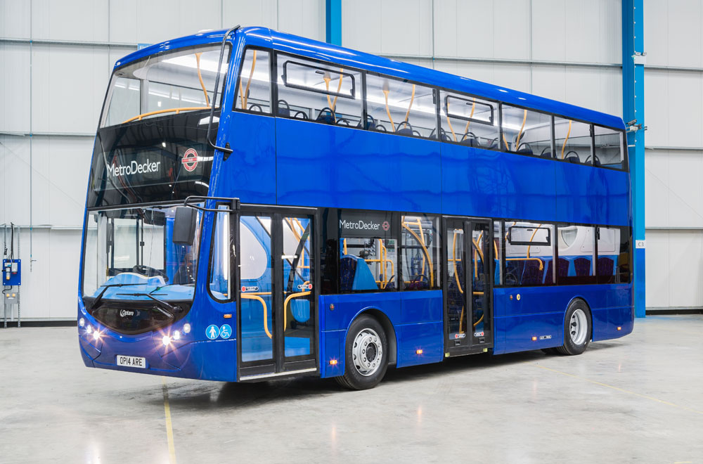 Áttörés: megkapta első megrendeléseit az Optare MetroDecker