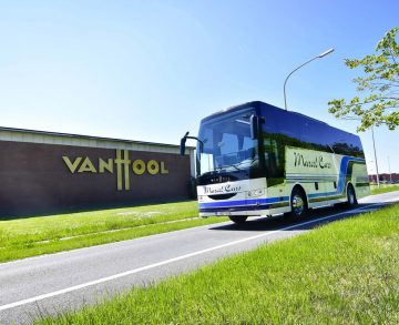 Van Hool EX11: lefelé bővíti távolsági kínálatát a belga buszgyártó
