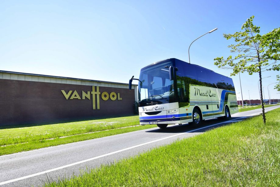 Van Hool EX11: lefelé bővíti távolsági kínálatát a belga buszgyártó