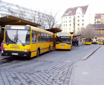 A Széll Kálmán térre költözik a Széna téri autóbusz-állomás