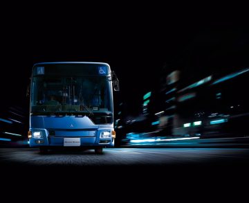 Szériában kapják a vészmegállító rendszert a Mitsubishi Fuso városi buszai