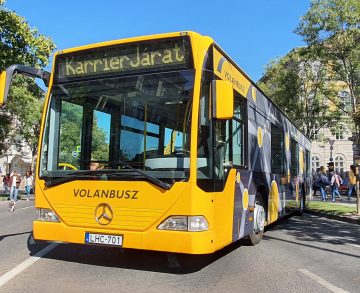 Díjjal jutalmazták a Volánbusz toborzóbuszát