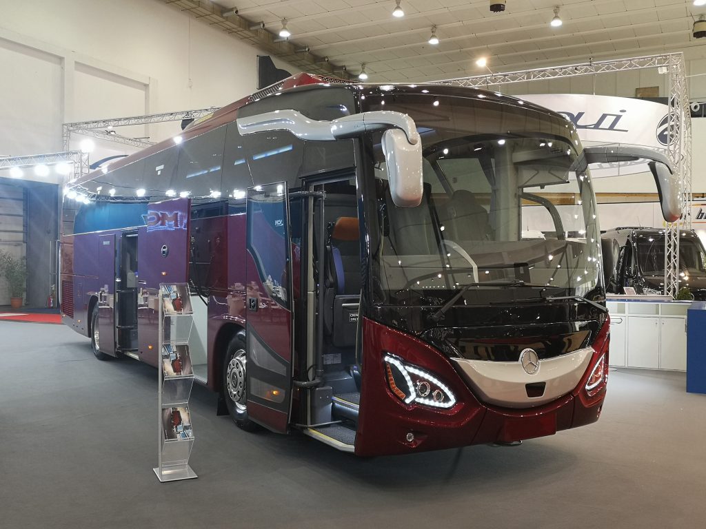 Busworld 2019, első fejezet: házunk tája 7 IMG 20191019 172015