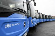 Vitézy Dávid: a kormány 3,2 milliárd forintot biztosít új buszok vásárlására Budapestnek