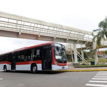 Sebességkorlátozó automatikával látja el Santiago legújabb buszait a Volvo