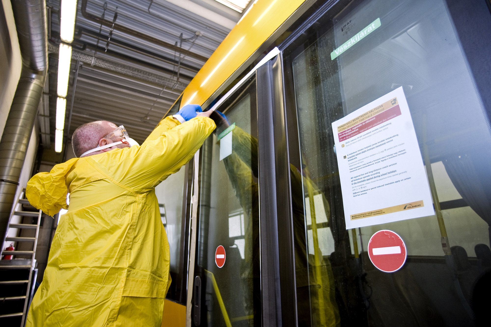 Koronavírus: már ózonnal is fertőtleníti autóbuszait a Volánbusz