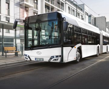 Plug-in hibriddel bővíti városi kínálatát a Solaris