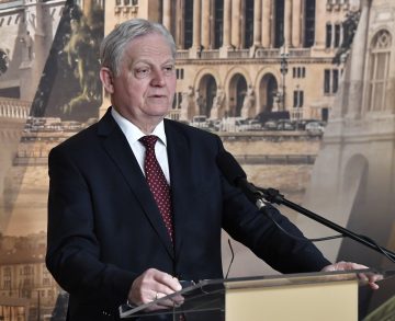 Tarlós István a MÁV és a Volánbusz összevonását javasolja a kormányfőnek