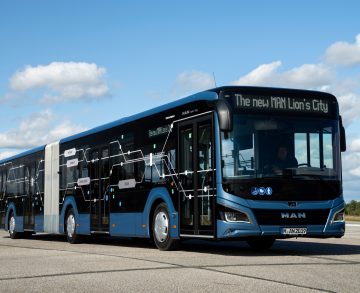 Hetvenkét darab csuklós autóbuszt szerezne be a Volánbusz