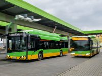 Újabb 37 Solaris villanybusszal folytatódik a flottacsere Poznańban