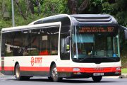 Szingapúrban 50 autóbuszt alakítanak át koronavírus-fertőzöttek szállítására