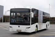Egy határon átnyúló projekt keretében négy autóbuszt vásárolna a DKV
