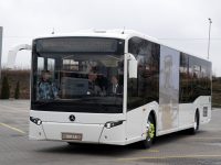 Egy határon átnyúló projekt keretében négy autóbuszt vásárolna a DKV