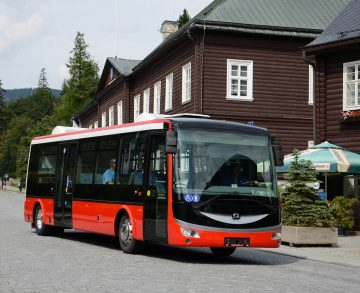 Megérkezett az első 10 darab SOR villanybusz Zilahra