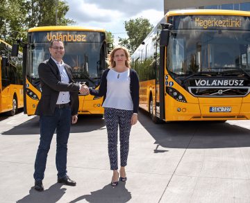 Megérkeztek az év elején megrendelt Volvo 8900-asok a Volánbuszhoz