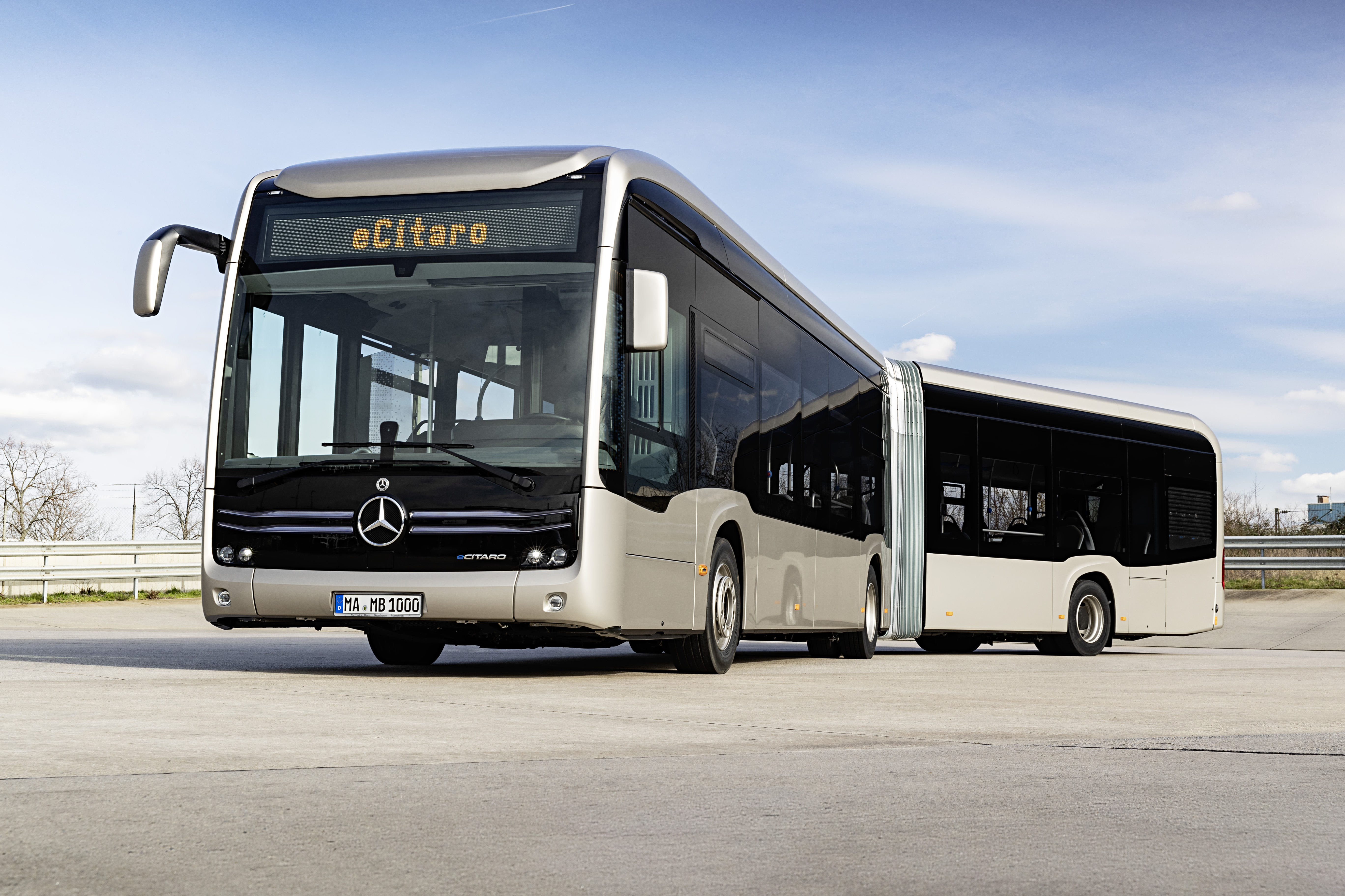 Kilencvenkét eCitarót szállít a Daimler Buses Franciaországba