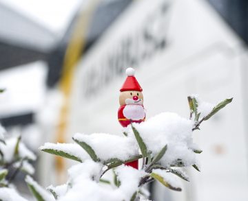 Öt jótékonysági szervezet munkáját segíti a Volánbusz