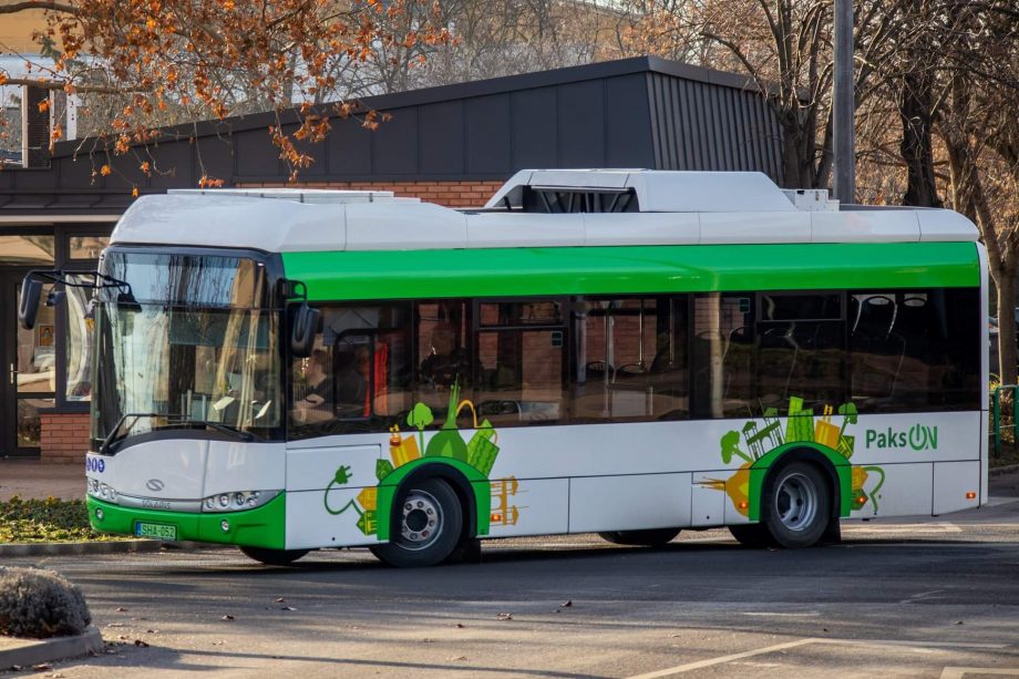Hétfő üzemkezdettől kizárólag villanybuszok közlekednek Pakson