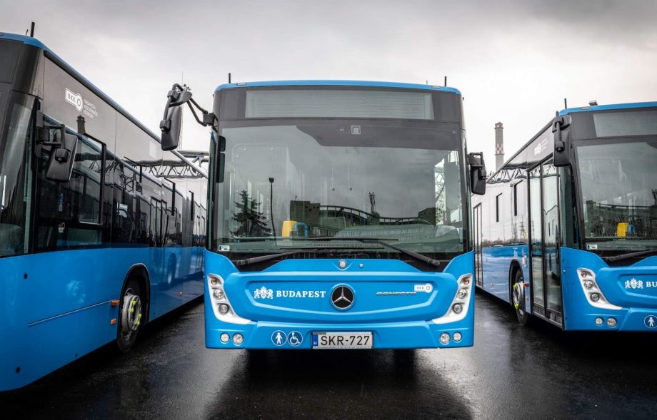 Harmincmilliárd forintos hitelből vásárolna új buszokat a főváros