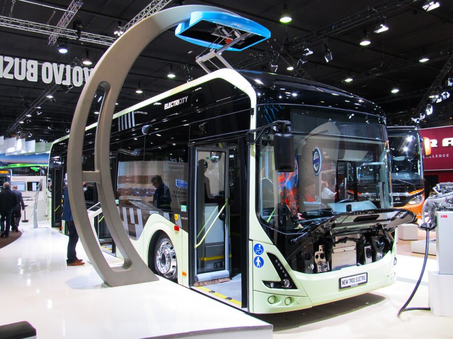 A Daimler Buses és a Volvo is kihagyja az idei Busworld kiállítást