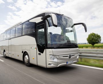 Tőzsdére viszi teherautó- és buszgyártó részlegét a Daimler