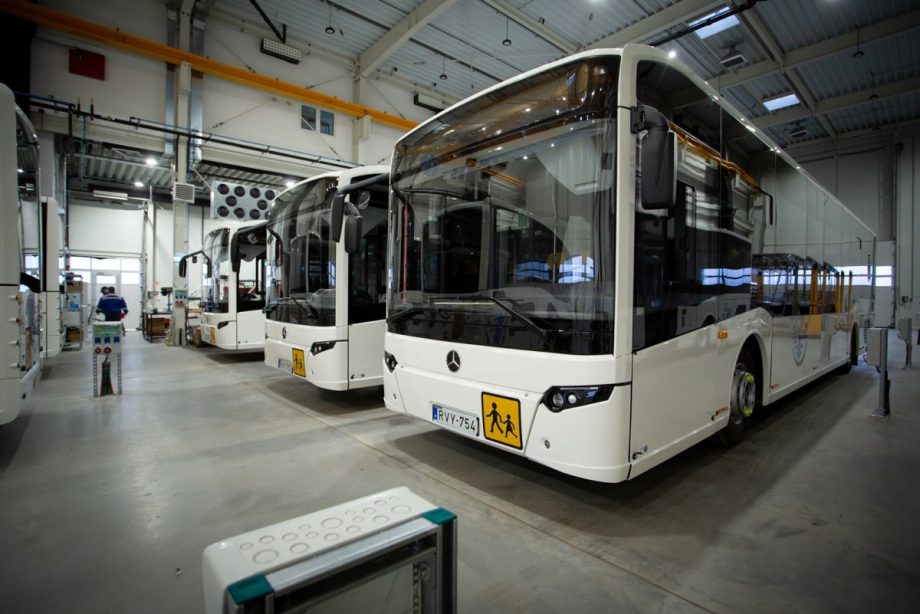 Az ITK buszaival utazhatnak az Úszó Nemzet Programban részvevő gyermekek