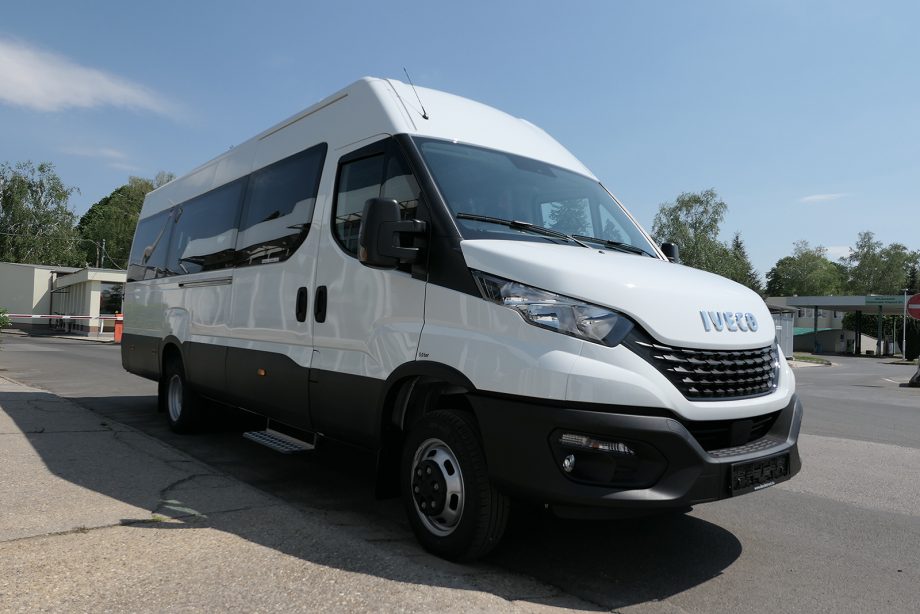 Idén adják át a Kapos Járműgyártó és Javító Zrt. kétszázadik minibuszát