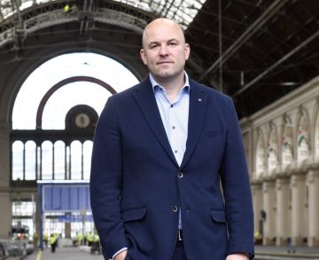 Homolya Róbertet, a MÁV elnök-vezérigazgatóját választották a STRATOSZ elnökévé