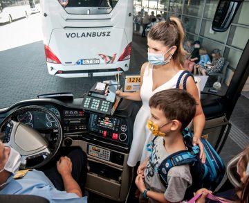 Május 1-től visszaáll az elsőajtós felszállási rend a Volánbusz járatain