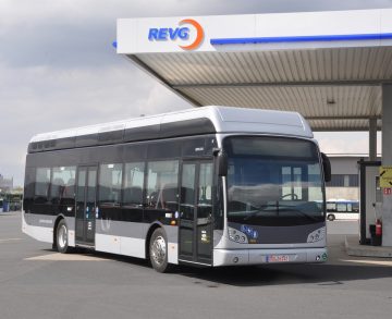 Van Hool A330 FC hidrogénbuszt tesztelt a REVG