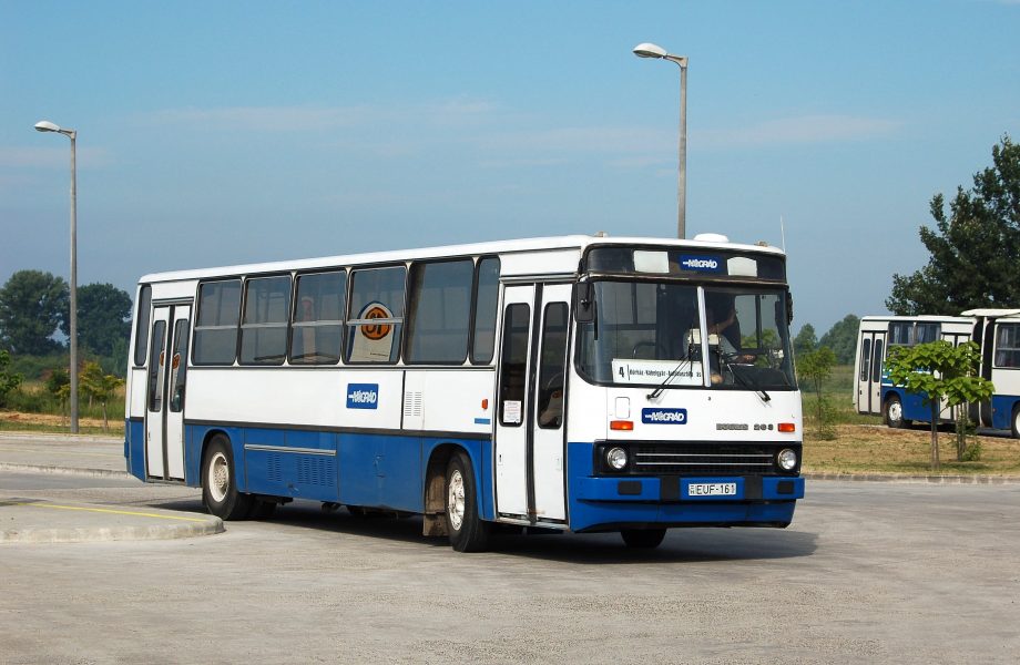 Különleges kivitelű Ikarus 263-ast őriz meg a Volánbusz