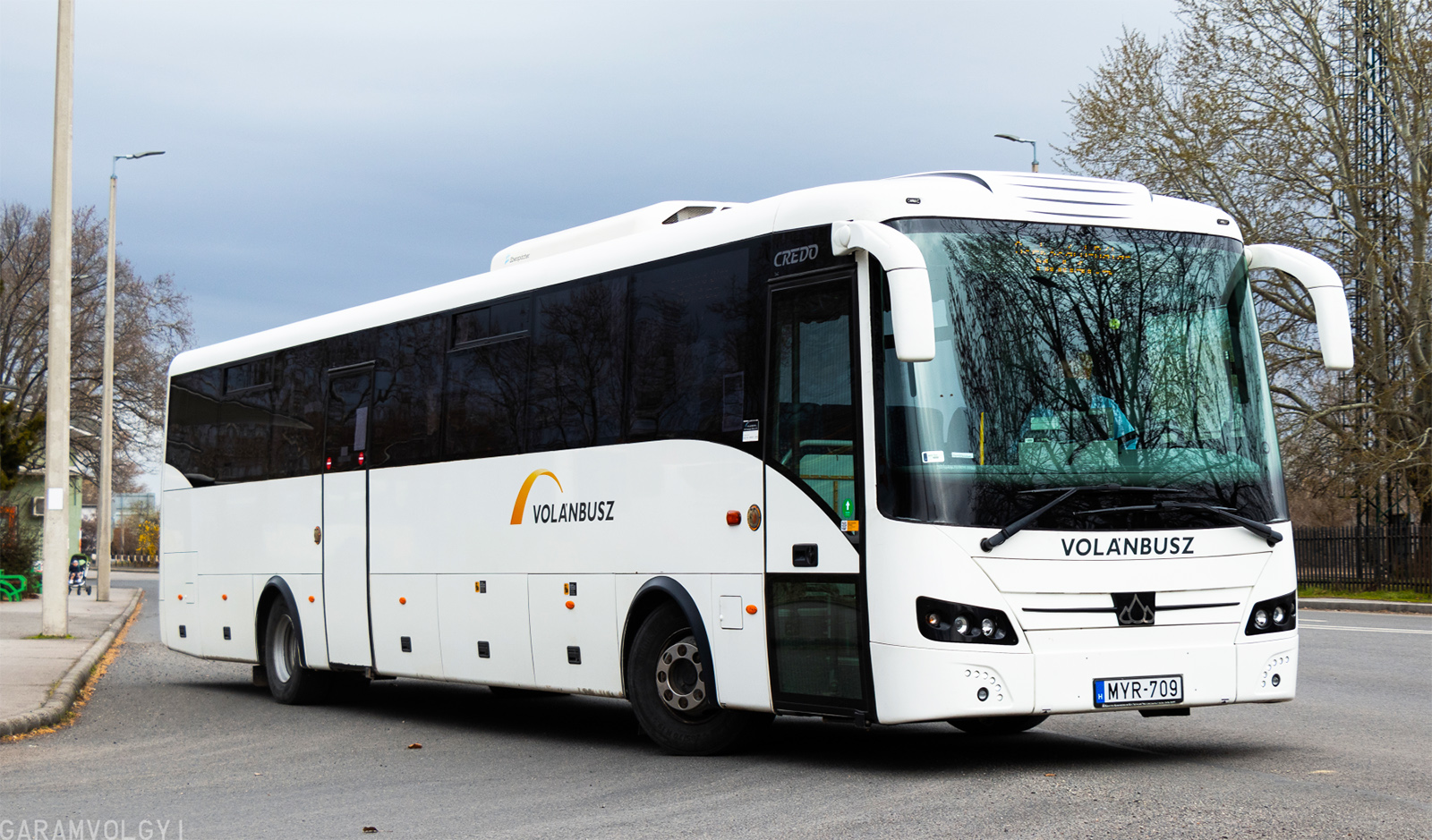 Normálpadlós elővárosi és helyközi buszokra írt ki tendert a Volánbusz