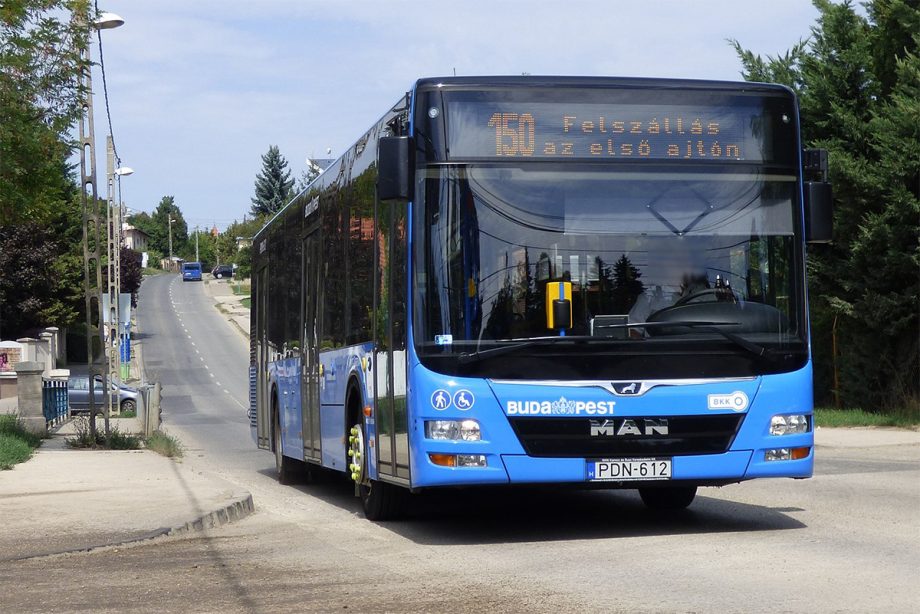 1920px 150 es busz PDN 612 cimlapkep