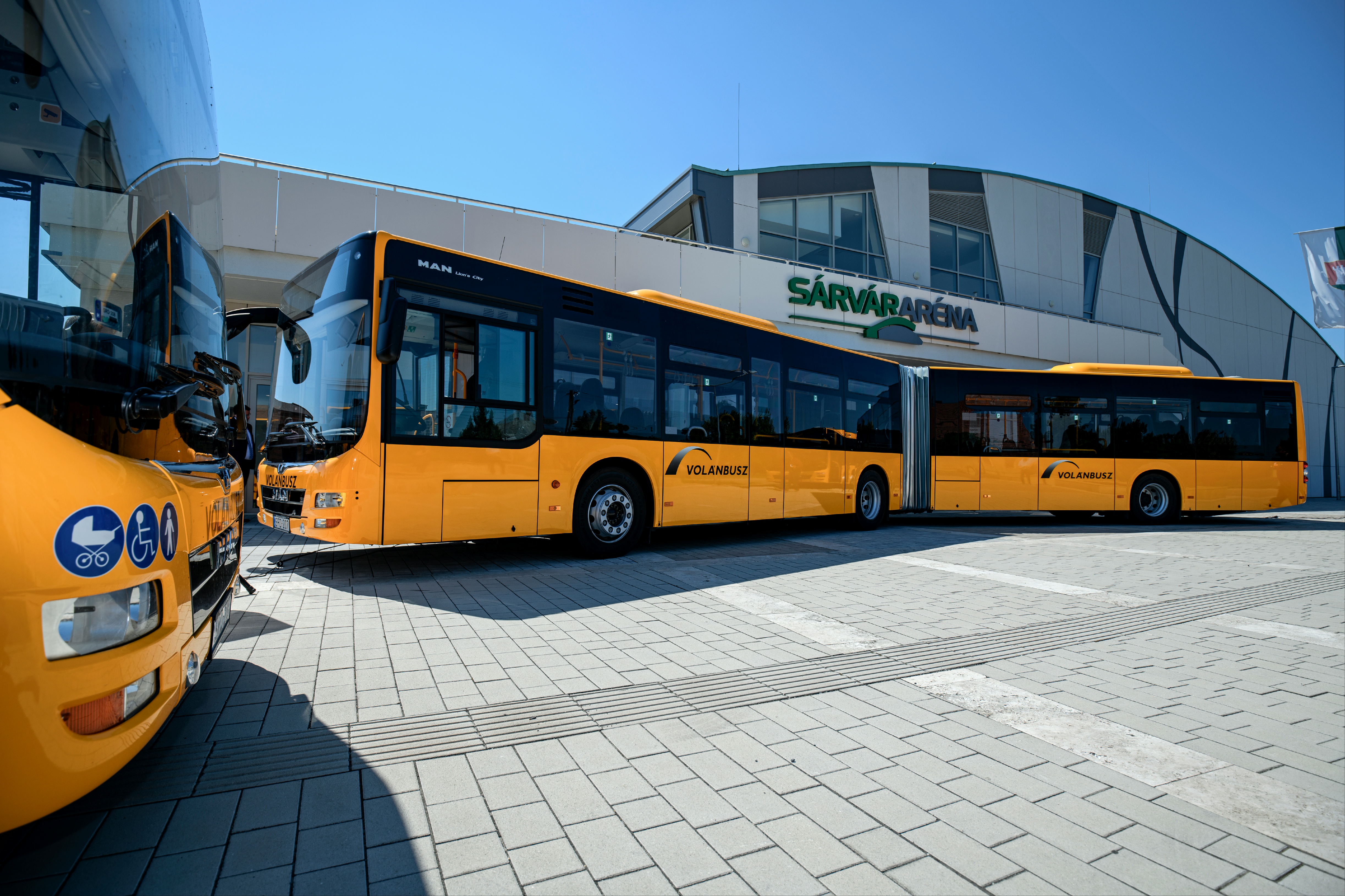 Vas megyében álltak elsőként forgalomba a Volánbusz vadonatúj "elővárosi oroszlánjai"