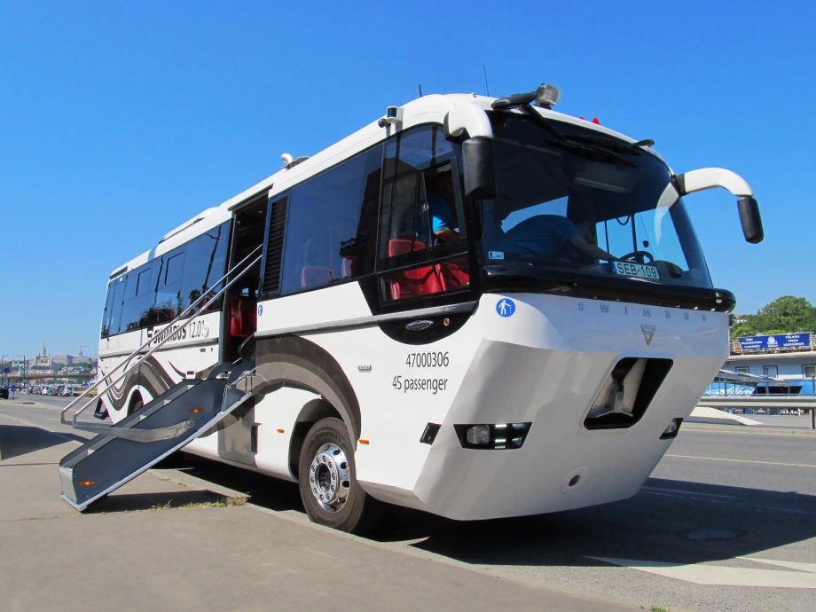 Csobbanjunk egyet! – Swimbus SB-12.01 bemutató