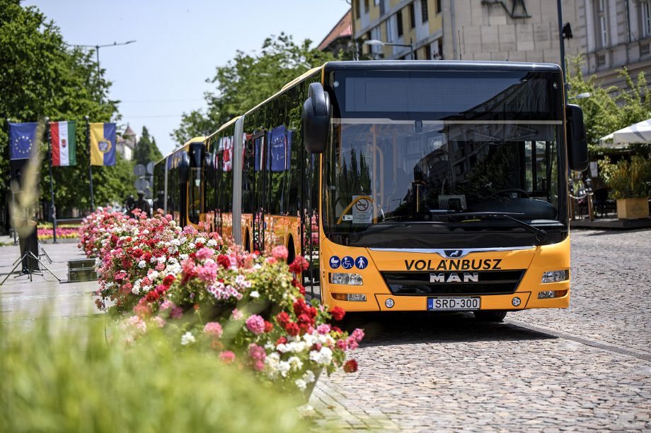 Szolnok Volanbusz csuklos 20210622 02