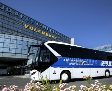 A magyar vízilabda-válogatott is a Volánbusszal utazik