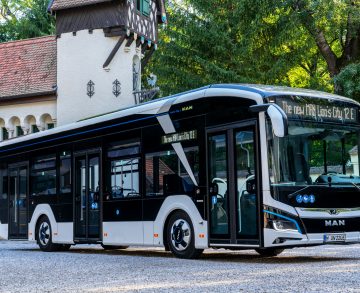 Augusztusban Kaposváron és Veszprémben is elindul a Zöld Busz Mintaprojekt