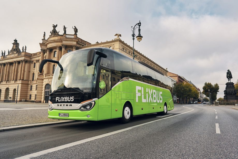 Júliustól már tíz országba indít járatokat Magyarországról a FlixBus