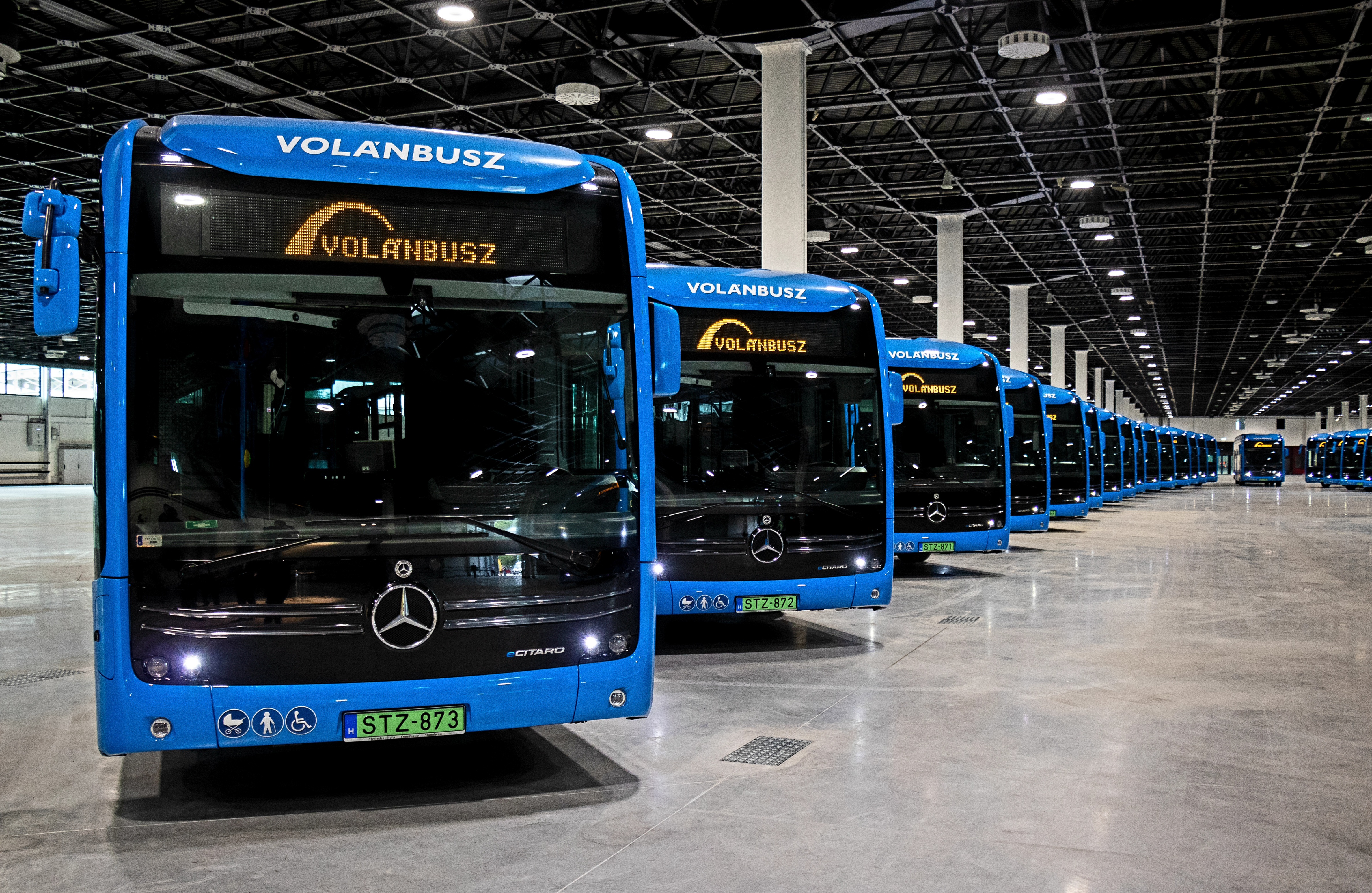 Átvette 40 darabos Mercedes-Benz eCitaro-flottáját a Volánbusz