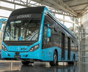 Elektromos buszokhoz készült önjáró alvázat mutatott be a Mercedes-Benz