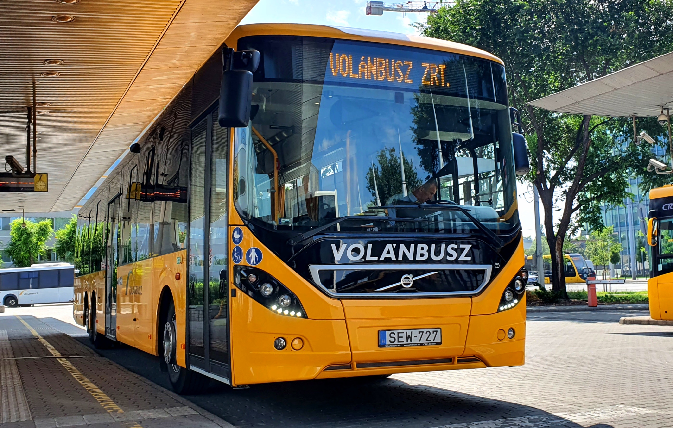 Várhatóan így alakul a Volánbusz új háromtengelyes Volvóinak elosztása