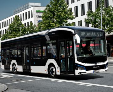 Újabb elektromos városi „oroszlán” érkezett hazánkba