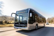 Az Omnibus Hungária nyerte a DKV 12 darabos ebusz-tenderét